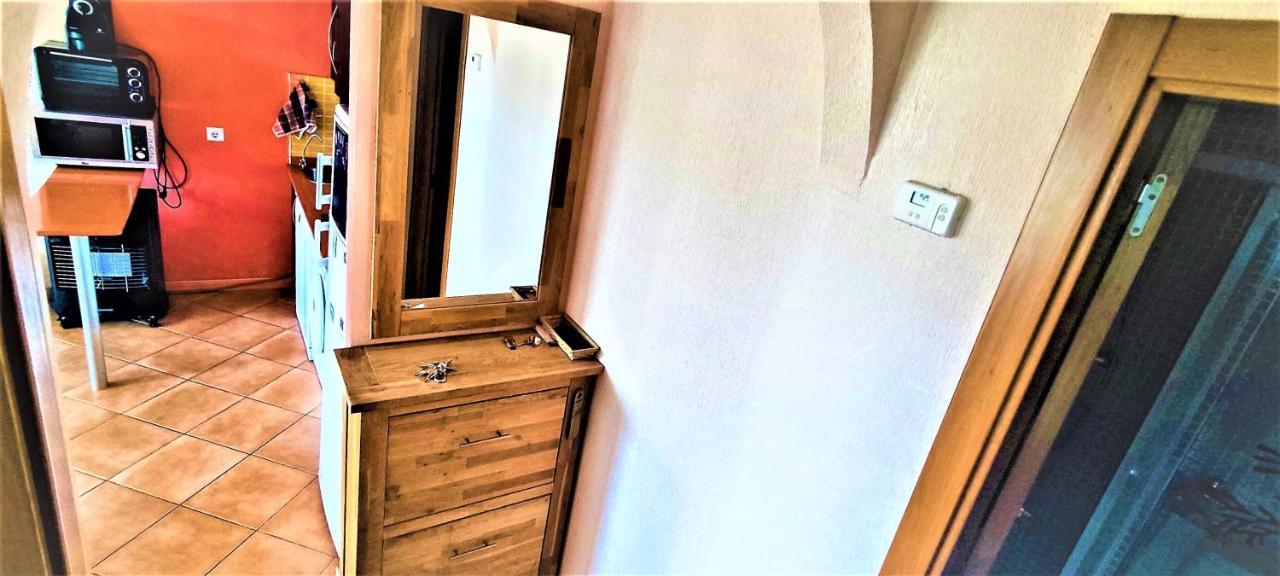 Apartment Segura 2Bd โรฮาเลส ภายนอก รูปภาพ